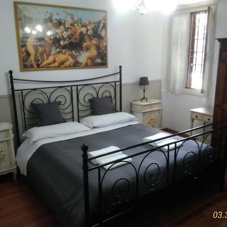 I Gerani Rossi Hotel Róma Kültér fotó